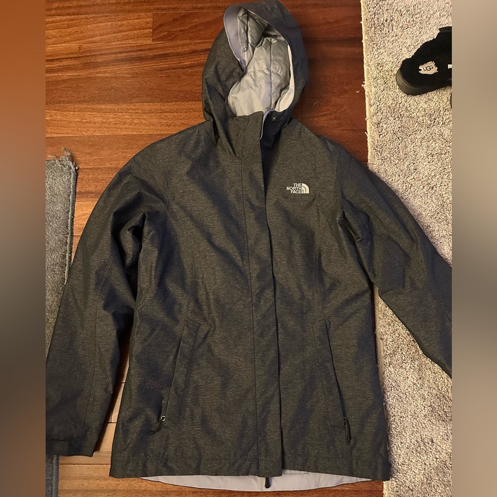 The North Face Women's Charcoal and Light Gray Jacket